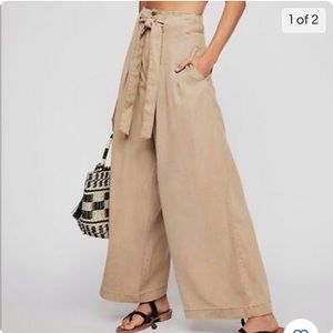 NEW Dwell on dreams trousers by Free people size 8